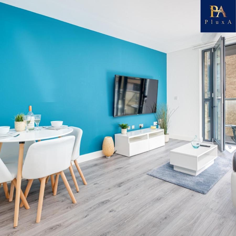 Pluxa Vivid Veranda Beautiful City Centre Apartment With Free Parking Birmingham Eksteriør billede