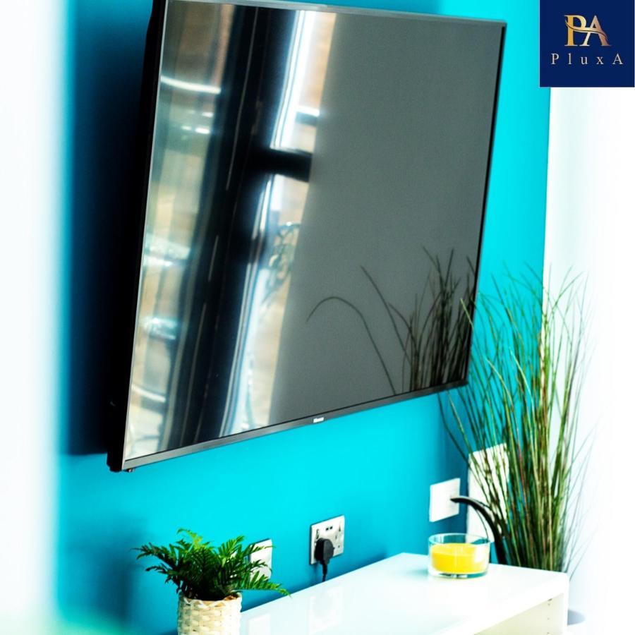Pluxa Vivid Veranda Beautiful City Centre Apartment With Free Parking Birmingham Eksteriør billede