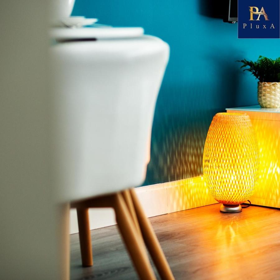 Pluxa Vivid Veranda Beautiful City Centre Apartment With Free Parking Birmingham Eksteriør billede